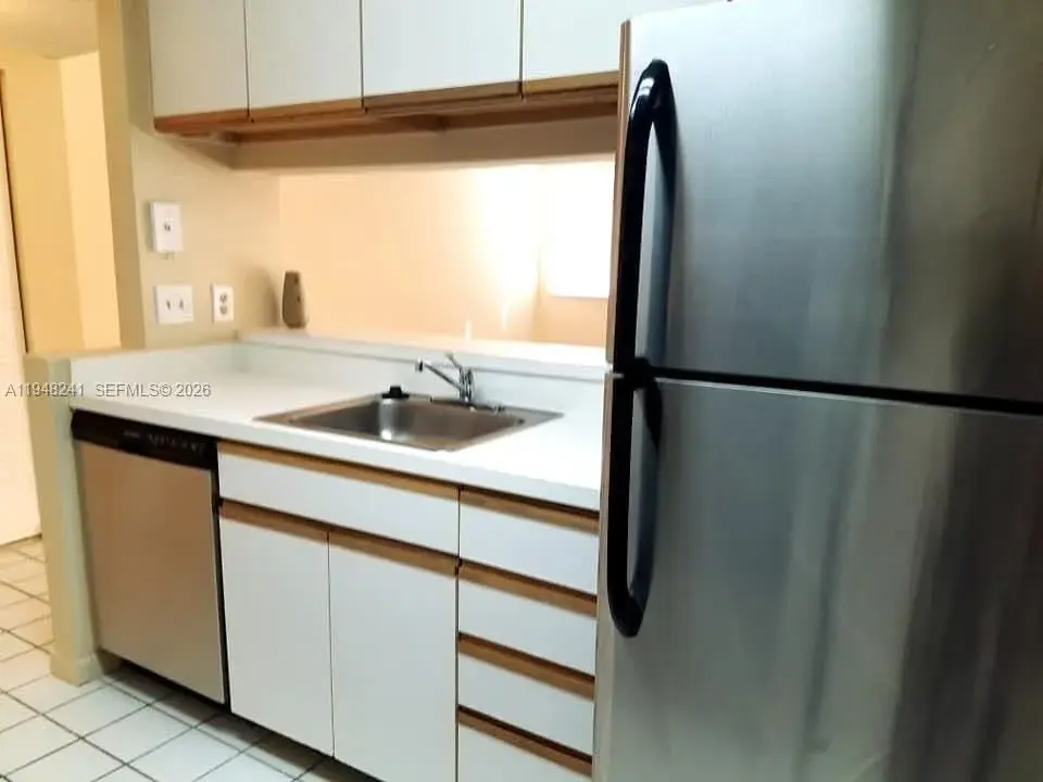 1 bedroom 1 bath Residential Lease for rent at 9701 Westview Dr # 1434, Coral Springs FL 33076