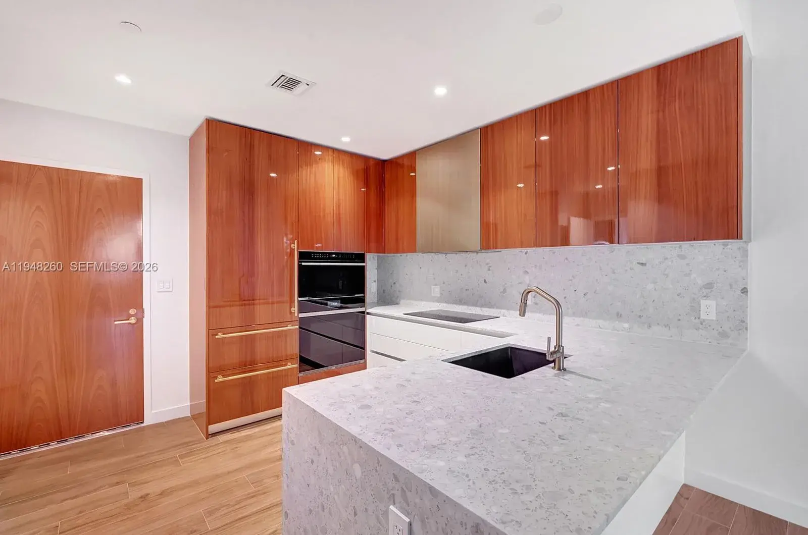 2678 Tigertail Ave # 204, Miami FL 33133