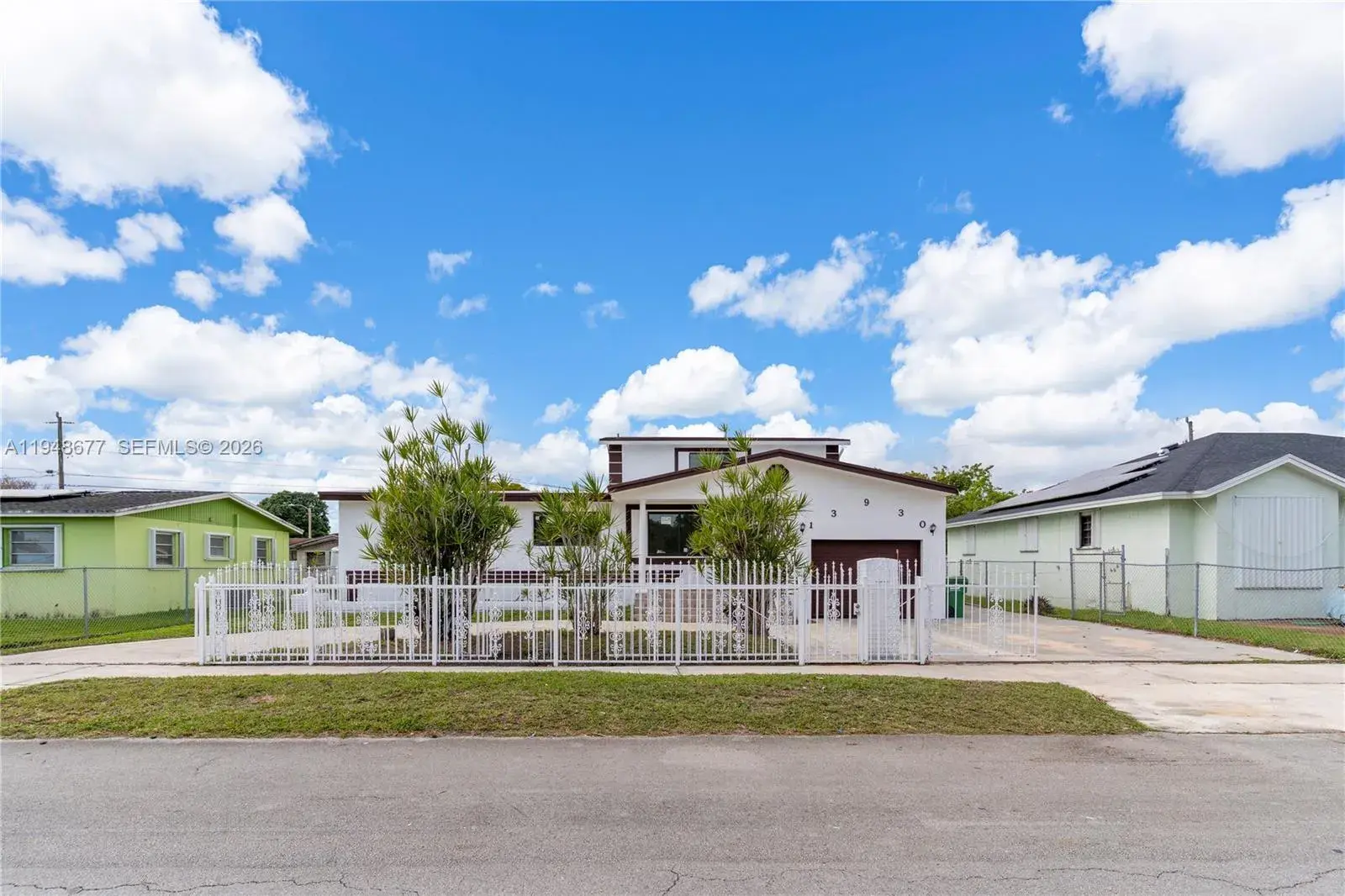 13930 Van Buren St, Miami FL 33176