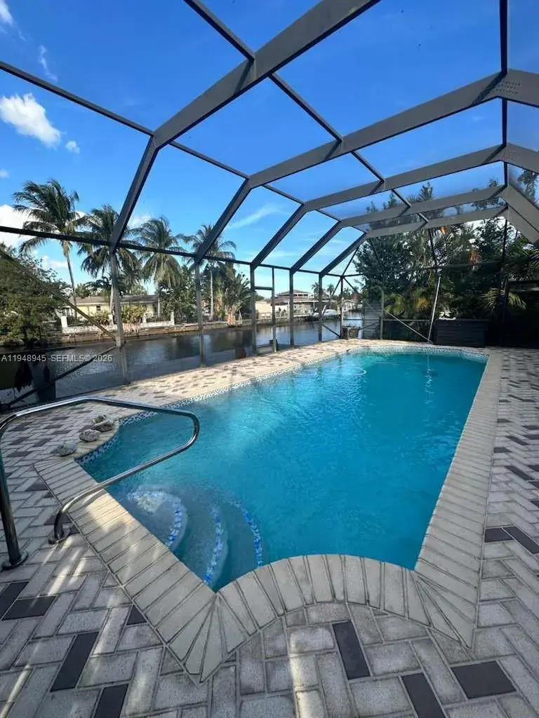 3 bedroom 2 bath Residential Lease for rent at 2827 Mckinley St # 0, Hollywood FL 33020