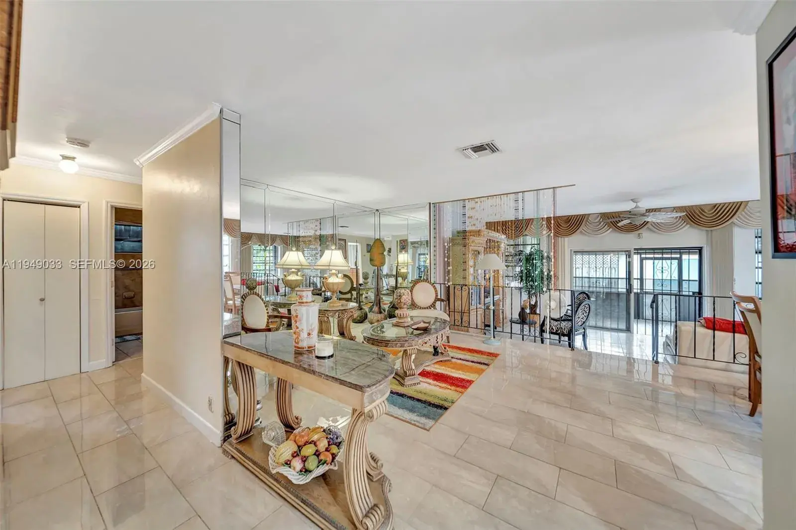 244 NW 43rd St, Miami FL 33127