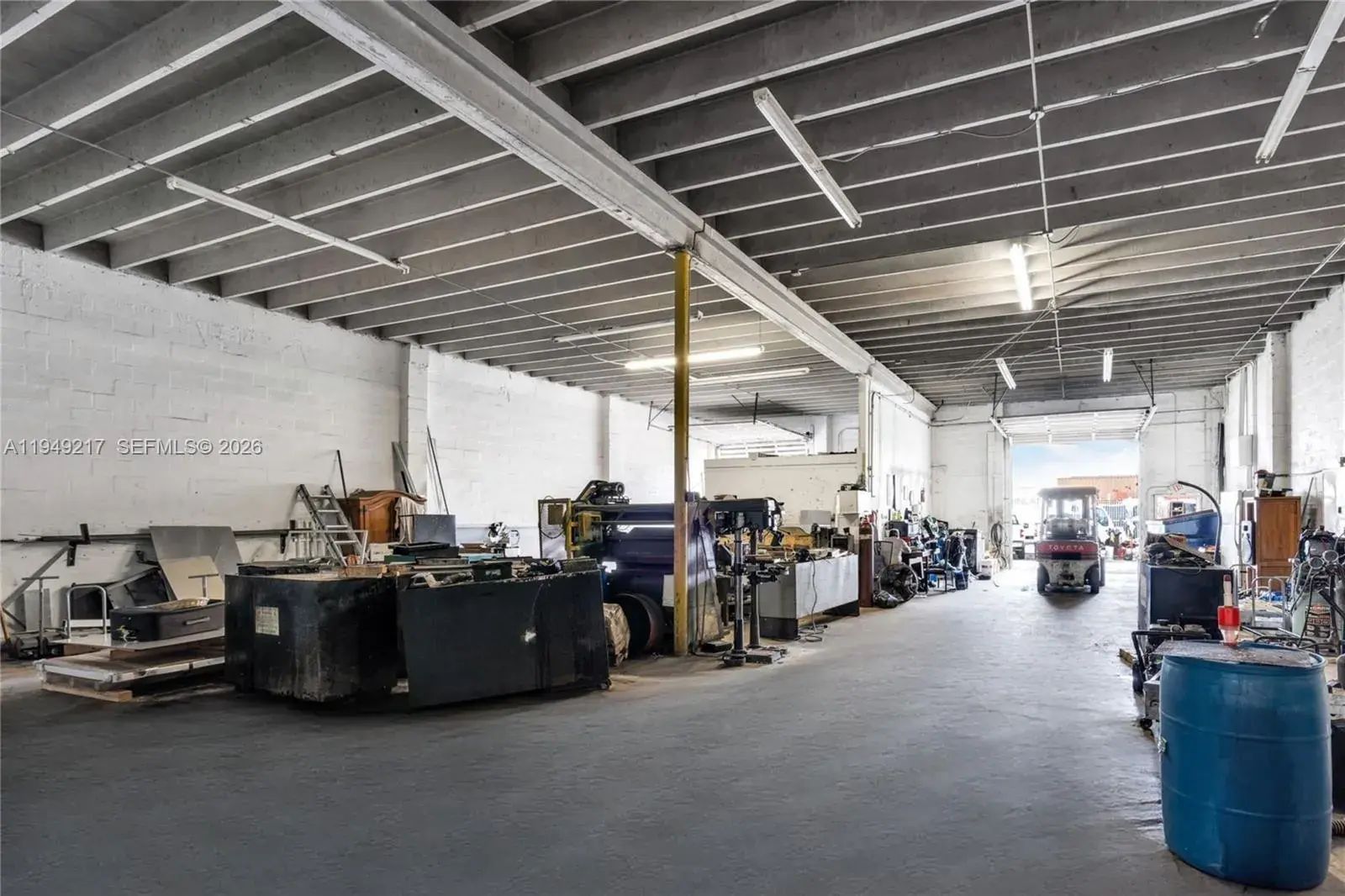 3904 NW 32nd Ave, Miami FL 33142