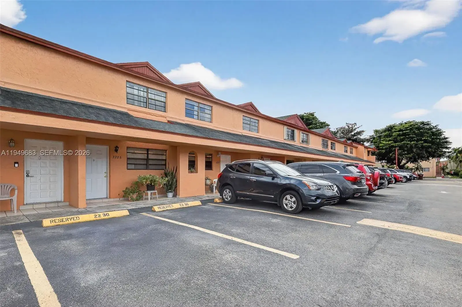 2224 W 53rd Pl # 2224, Hialeah FL 33016