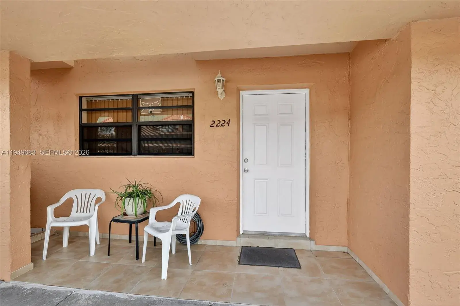 2224 W 53rd Pl # 2224, Hialeah FL 33016