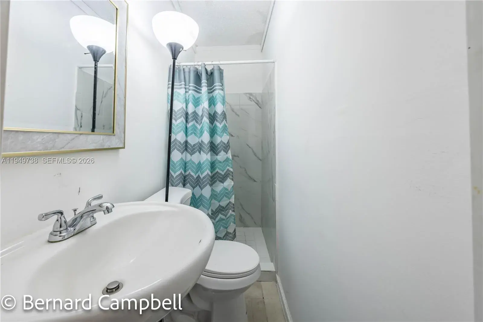 129 SE 5th St, Hallandale Beach FL 33009