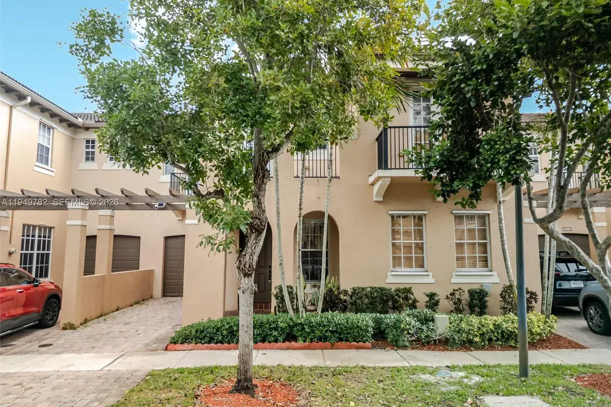 4414 Morgan Ln, Davie FL 33328