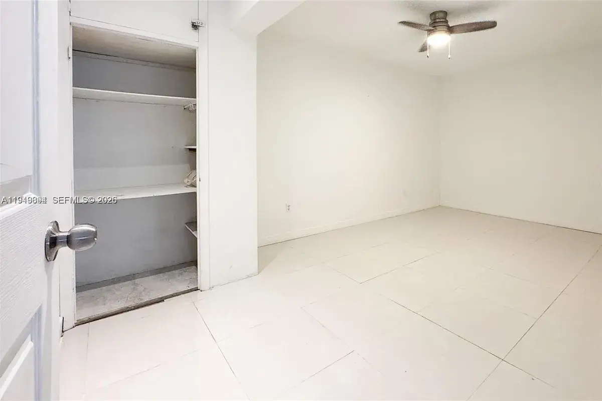 1714 N 41st Ave, Hollywood FL 33021