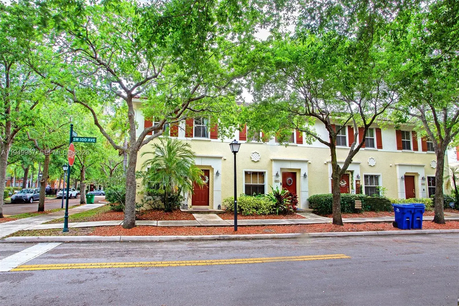 2 bedroom 2 bath Residential for sale at 2615 SW 100th Ave # 2615, Miramar FL 33025
