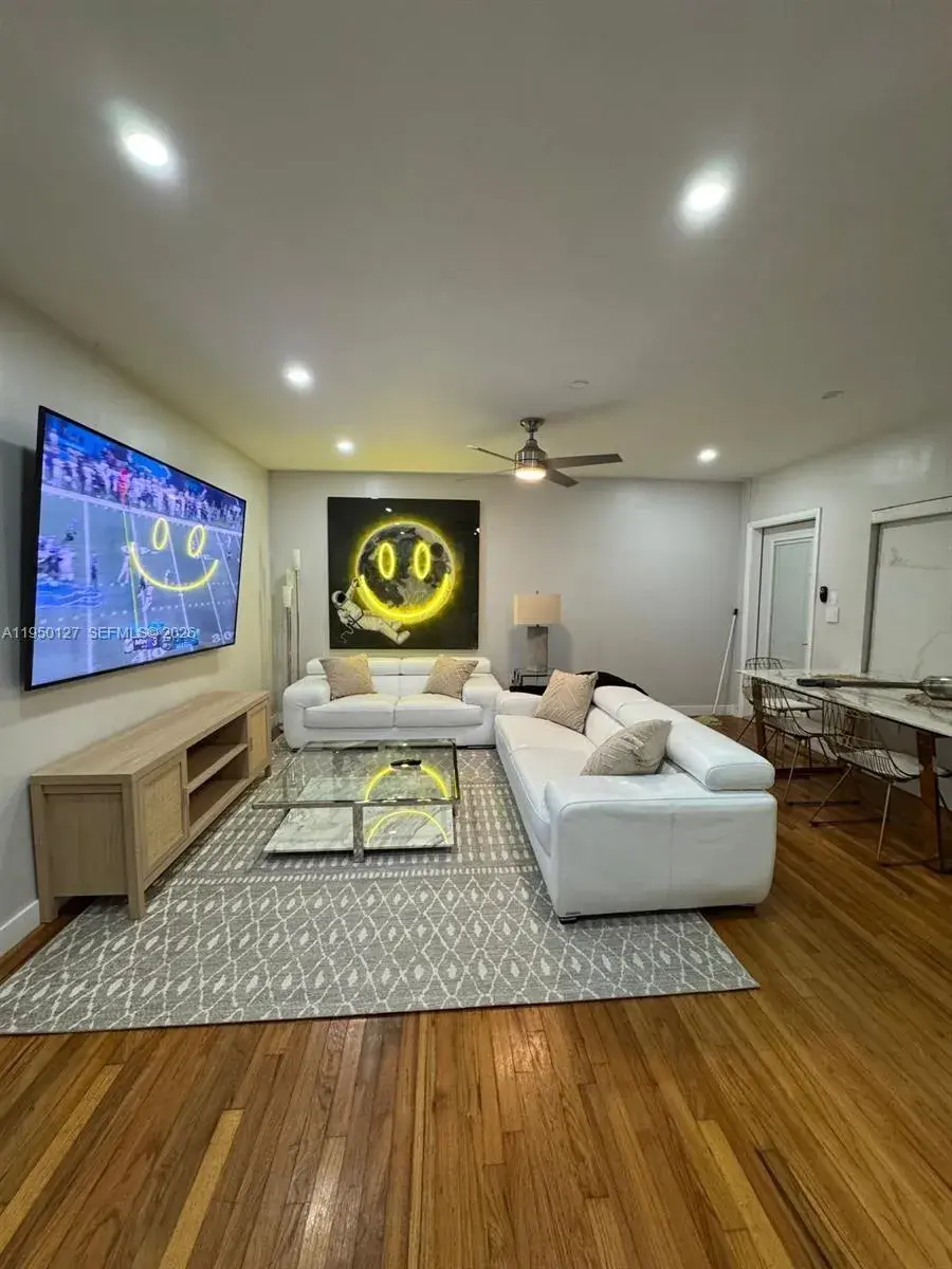 101 Collins Ave # 3, Miami Beach FL 33139