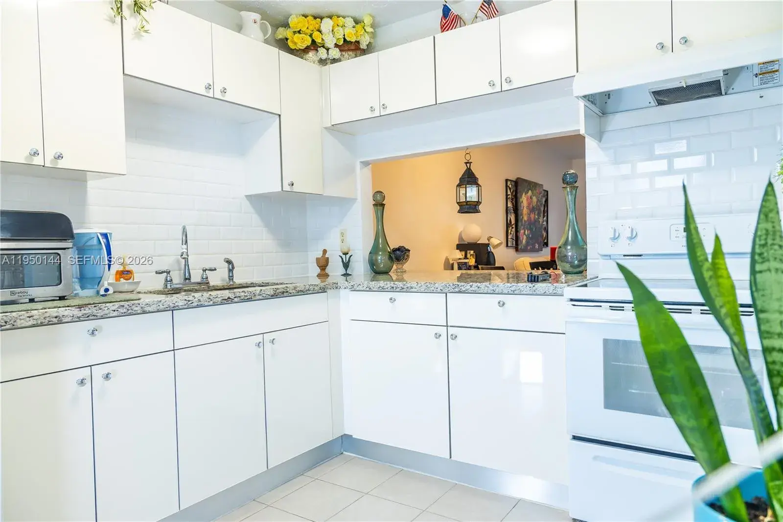 1 bedroom 1 bath Residential for sale at 351 Cambridge Rd # 107, Hollywood FL 33024