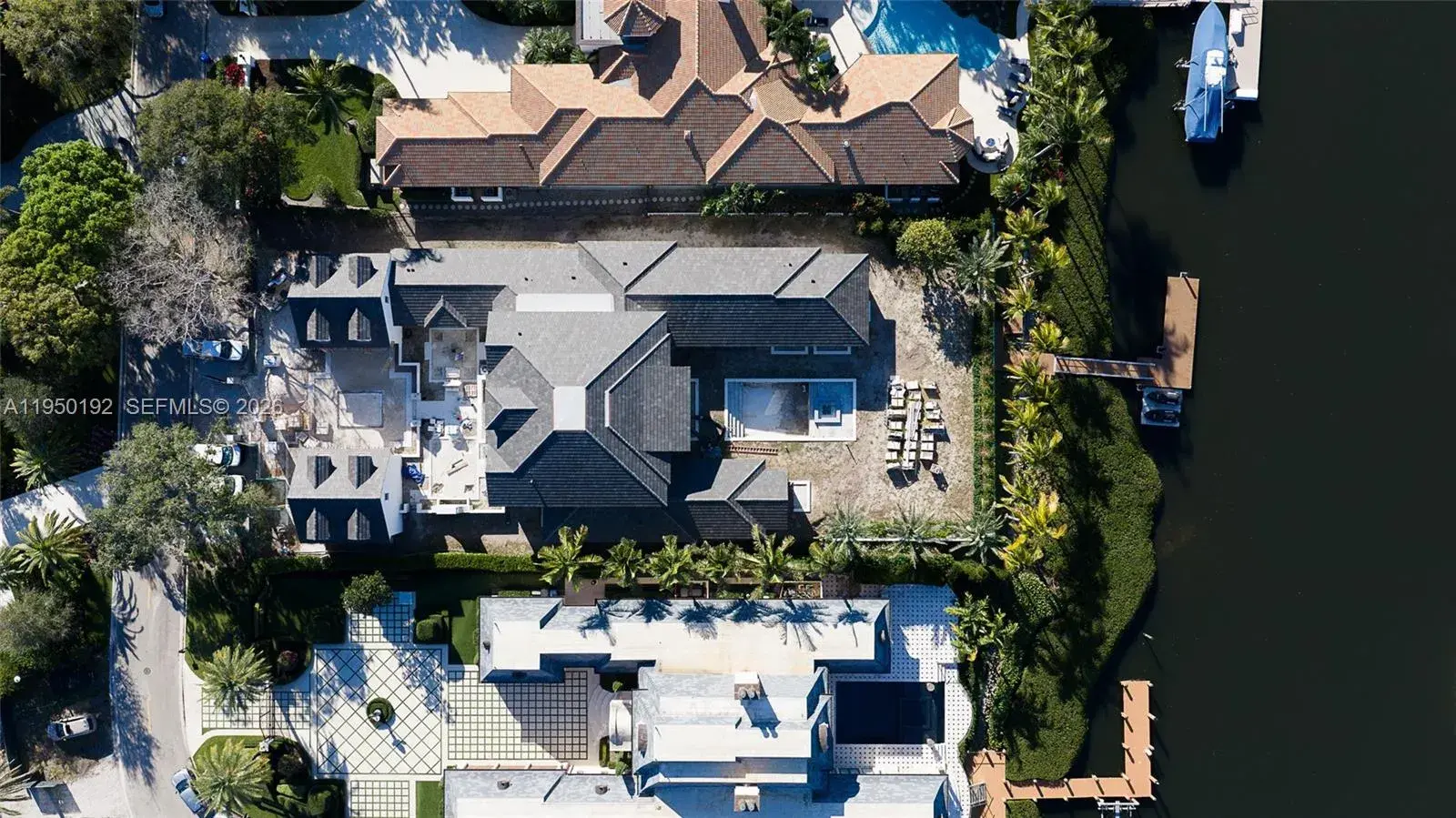 5 bedroom 5 bath Residential for sale at 228 Commodore Dr, Jupiter FL 33477