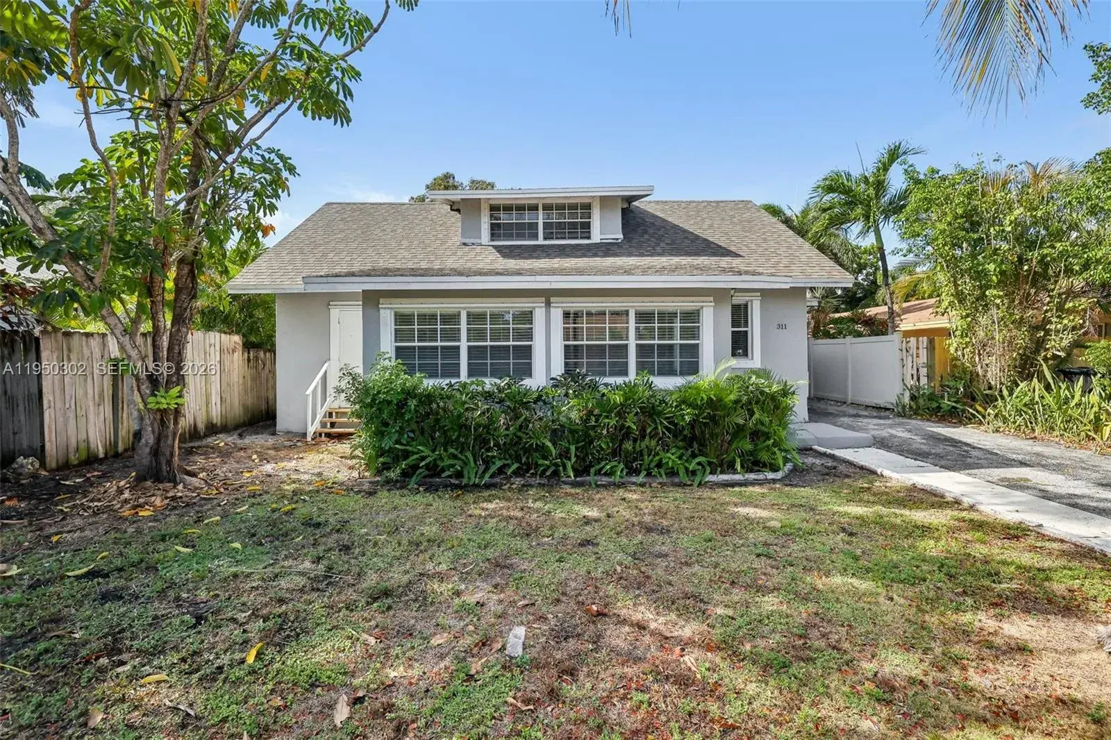 4 bedroom 3 bath Residential for sale at 311 S Federal Hwy, Lake Worth FL 33460