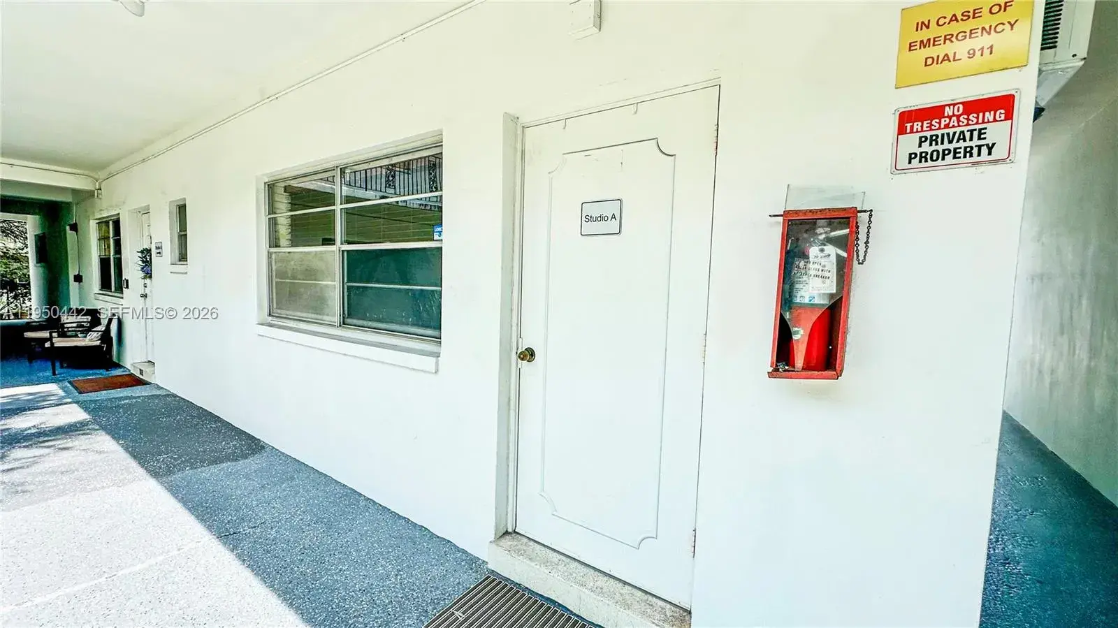 1 bedroom 1 bath Residential Lease for rent at 3515 Van Buren St # A, Hollywood FL 33021