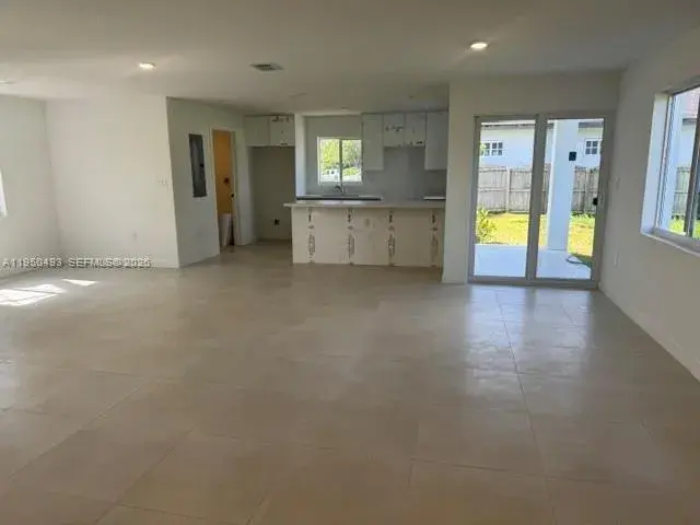 310 NW 6 st, Homestead FL 33030