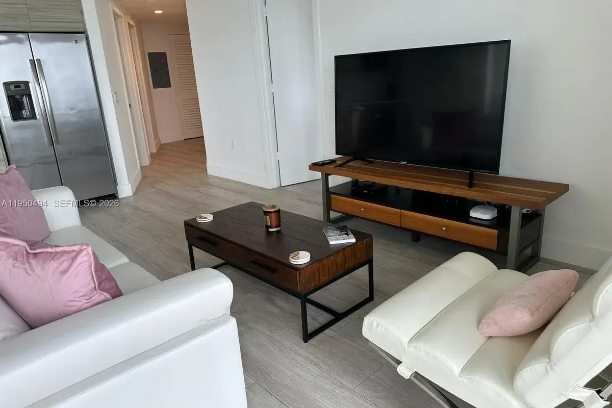 121 NE 34th St # 2309, Miami FL 33137