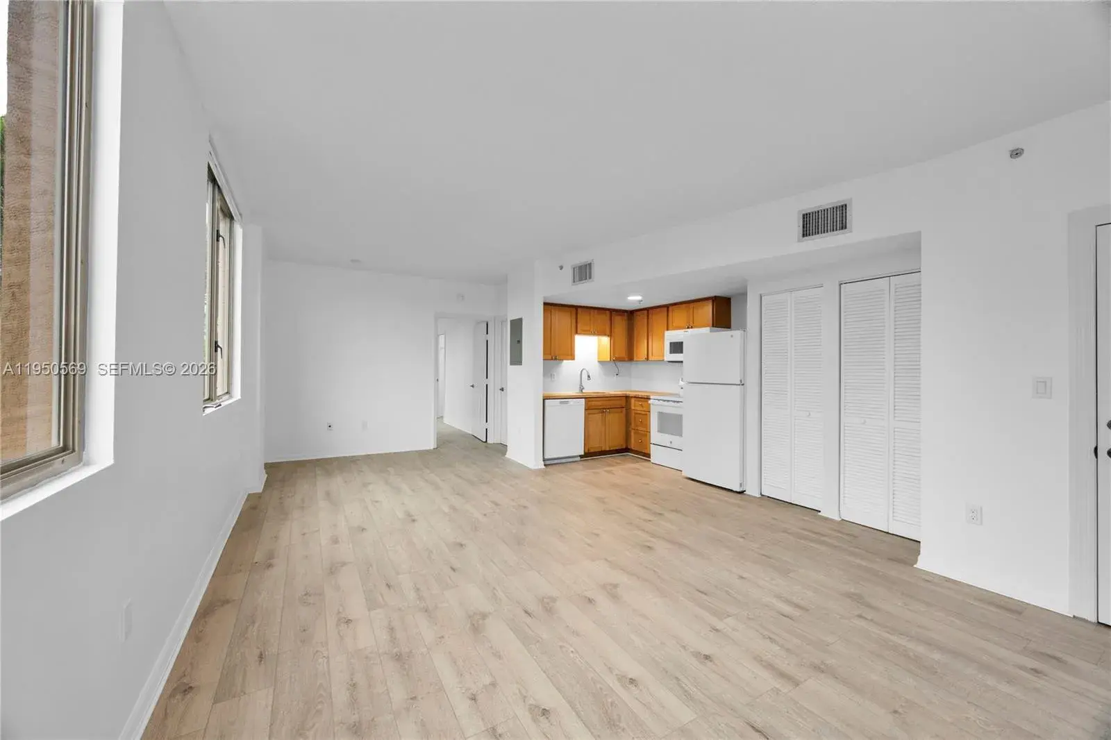 2630 SW 28th St, Miami FL 33133