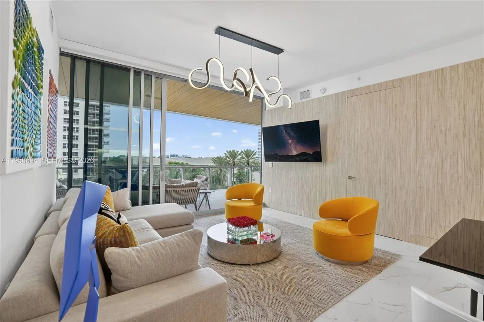 2 bedroom 2 bath Residential Lease for rent at 5775 Collins Ave # 405, Miami Beach FL 33140