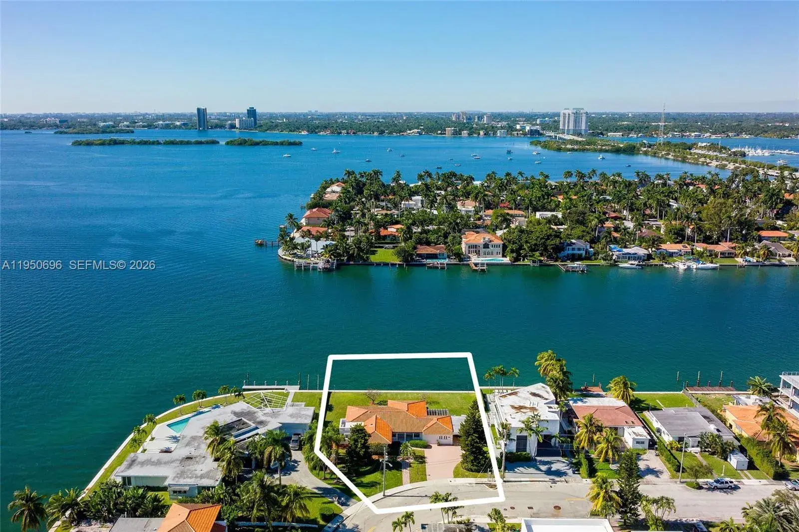 7500 W Treasure Dr, North Bay Village FL 33141