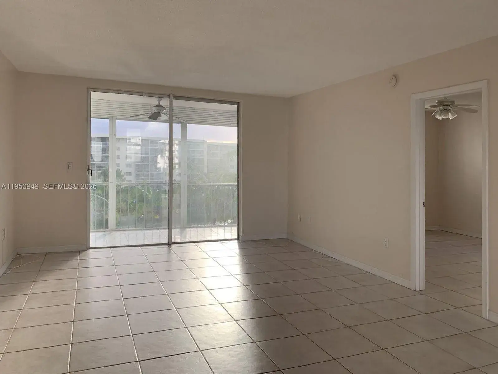 1 bedroom 1 bath Residential for sale at 2855 Leonard Dr # H404, Aventura FL 33160