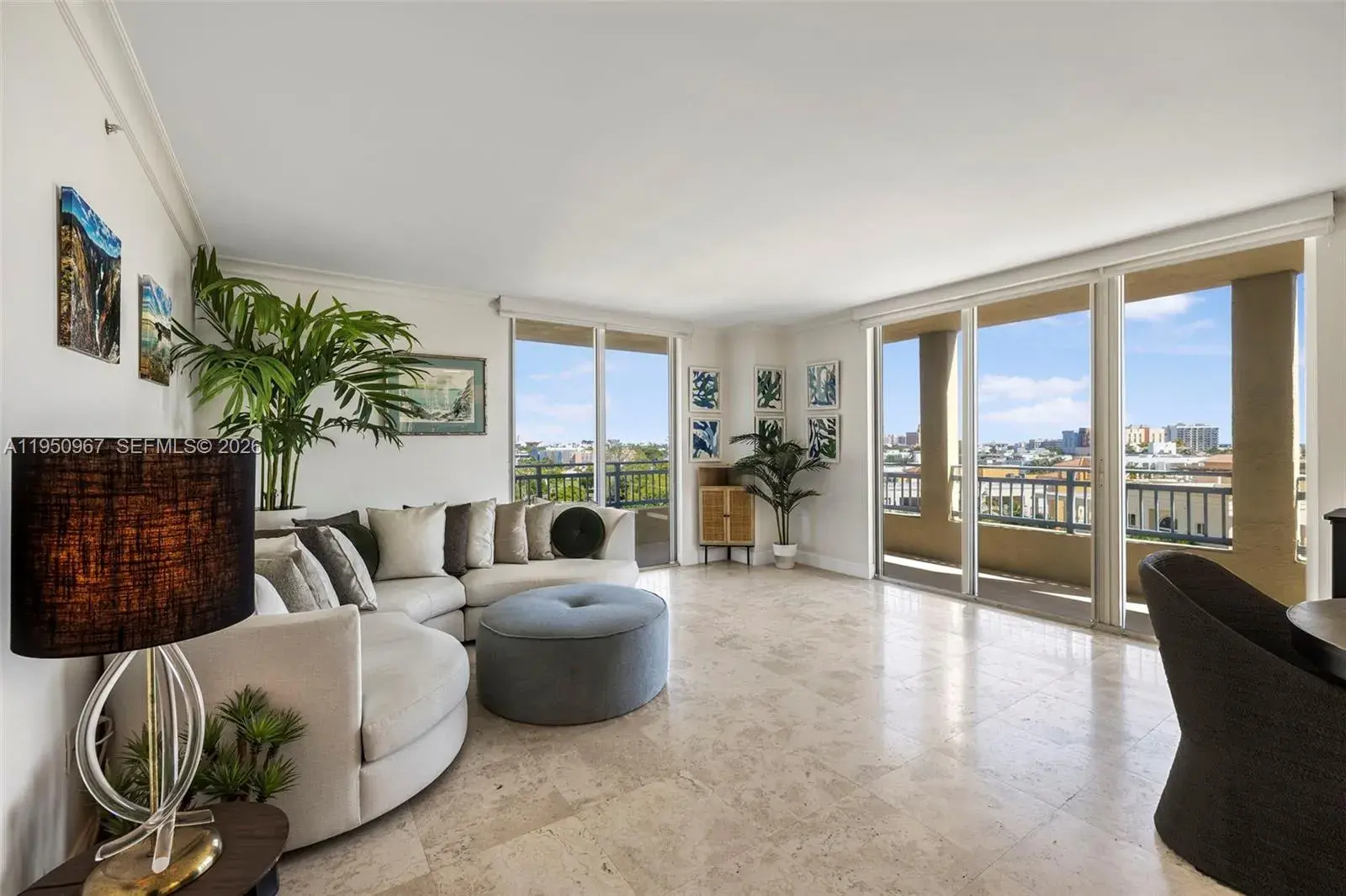 2 bedroom 2 bath Residential for sale at 90 Alton Rd # 811, Miami Beach FL 33139
