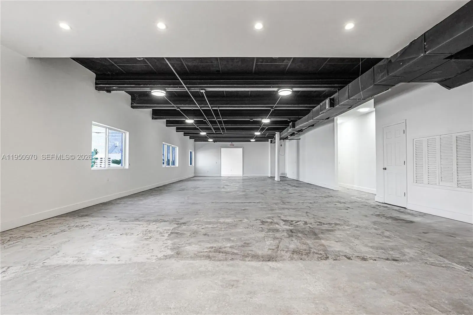 1822 NW 22nd St, Miami FL 33142
