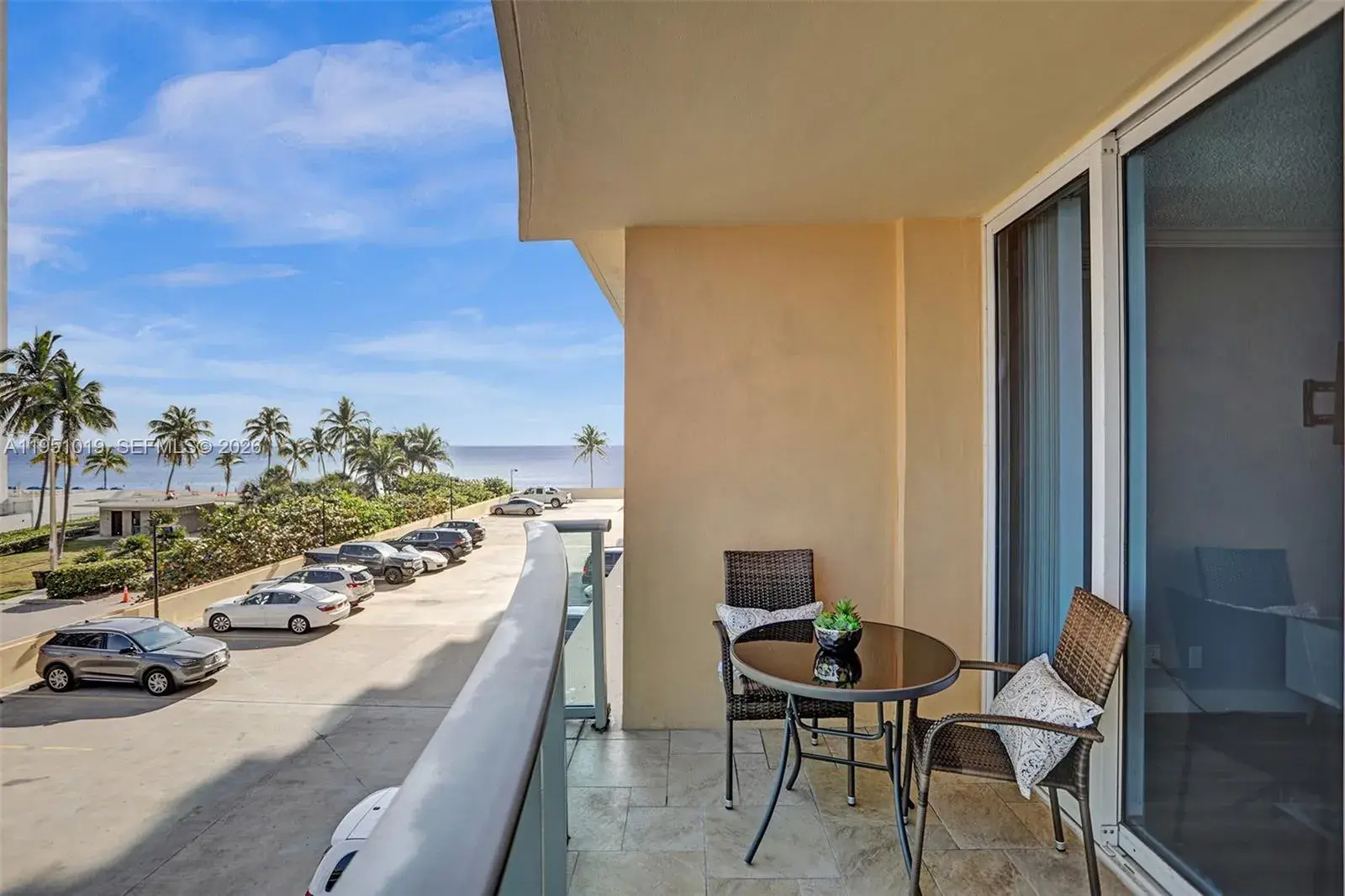 1 bedroom 1 bath Residential Lease for rent at 2501 S Ocean Dr # 302, Hollywood FL 33019