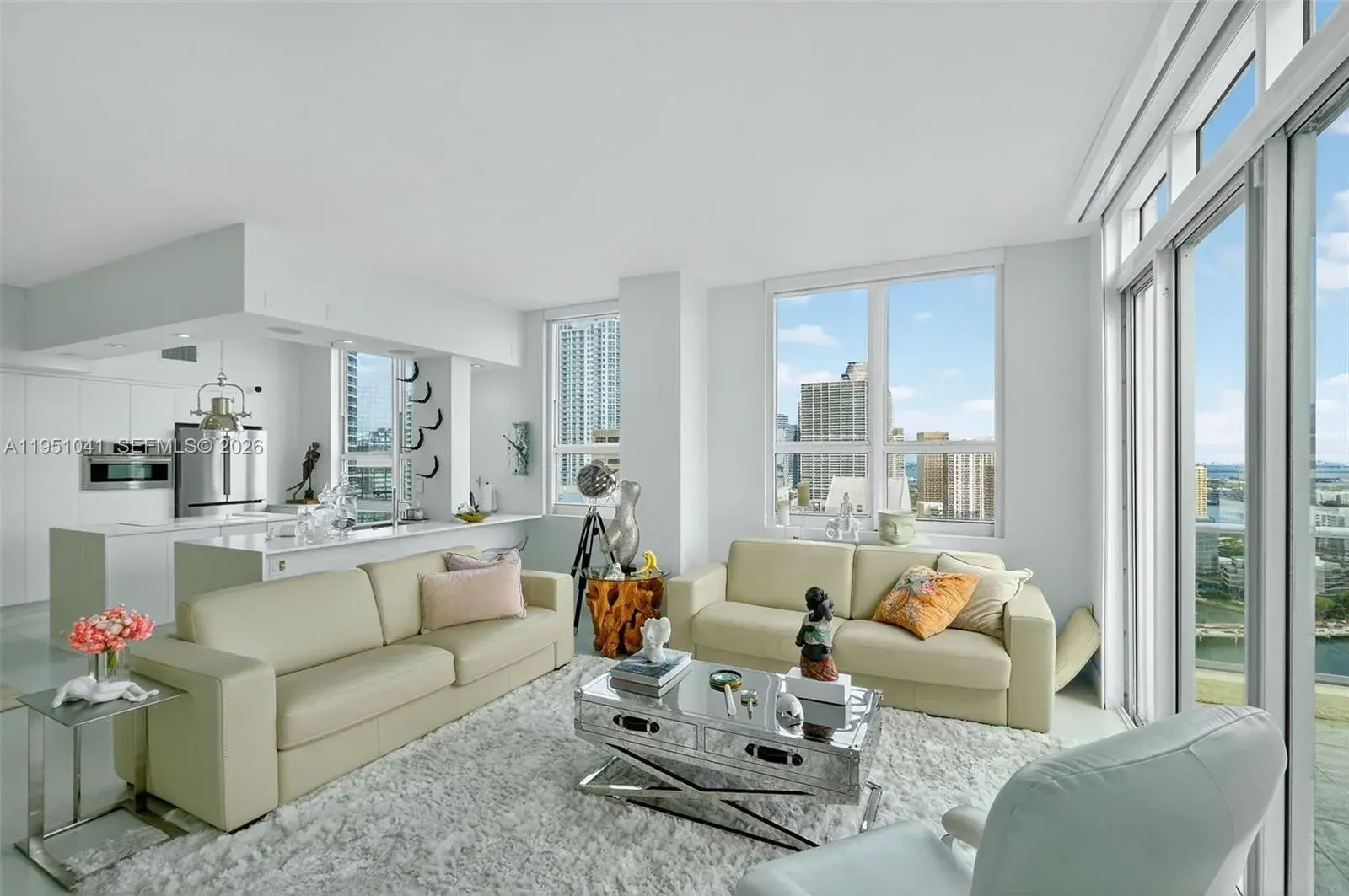 1155 Brickell Bay Dr, Miami FL 33131