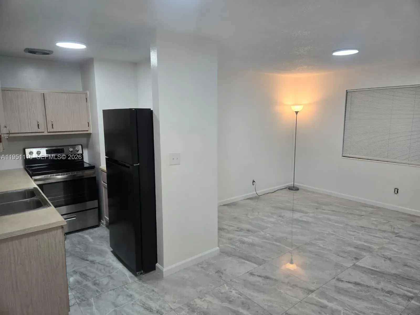 1 bedroom 1 bath Residential Lease for rent at 5120 NE 18th Ave # 2, Fort Lauderdale FL 33334