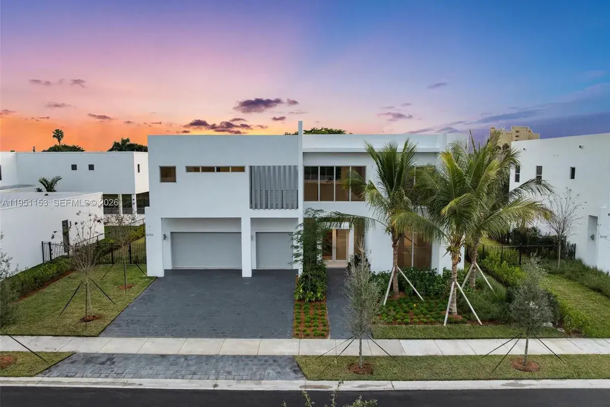 16710 N Botaniko Dr N, Weston FL 33326