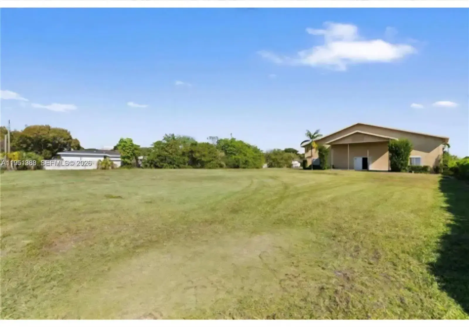 21571 SW 110th Ave, Miami FL 33189