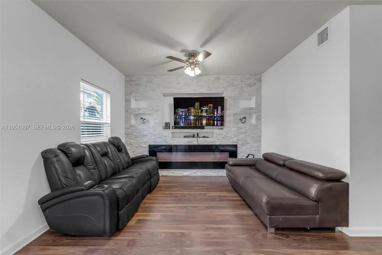 22412 SW 89th Ave, Cutler Bay FL 33190