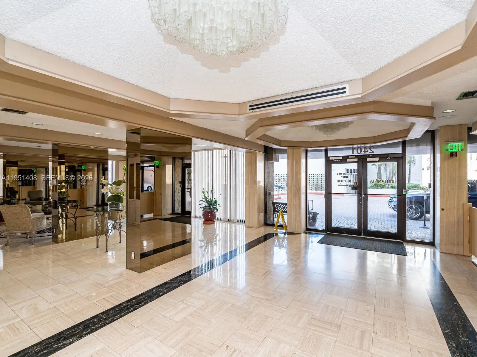 2401 S Ocean Dr # 1201, Hollywood FL 33019