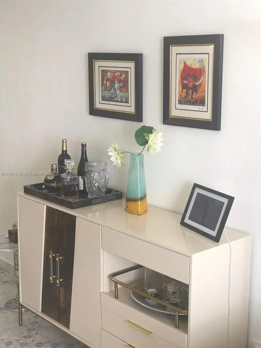 2101 S Ocean Dr # 1802, Hollywood FL 33019
