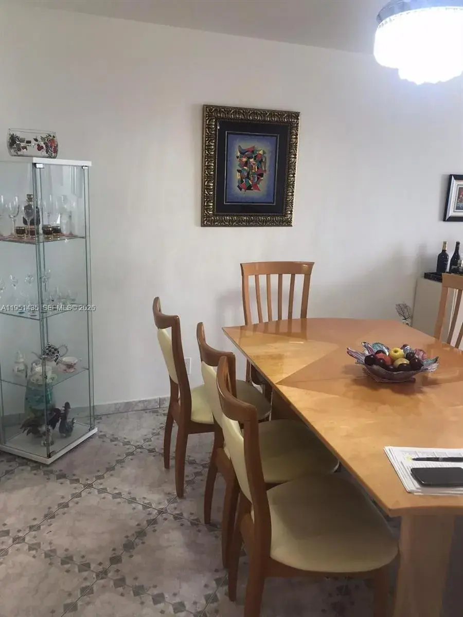 2101 S Ocean Dr # 1802, Hollywood FL 33019