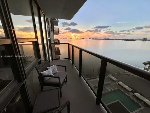 600 NE 36th St # 1220, Miami FL 33137
