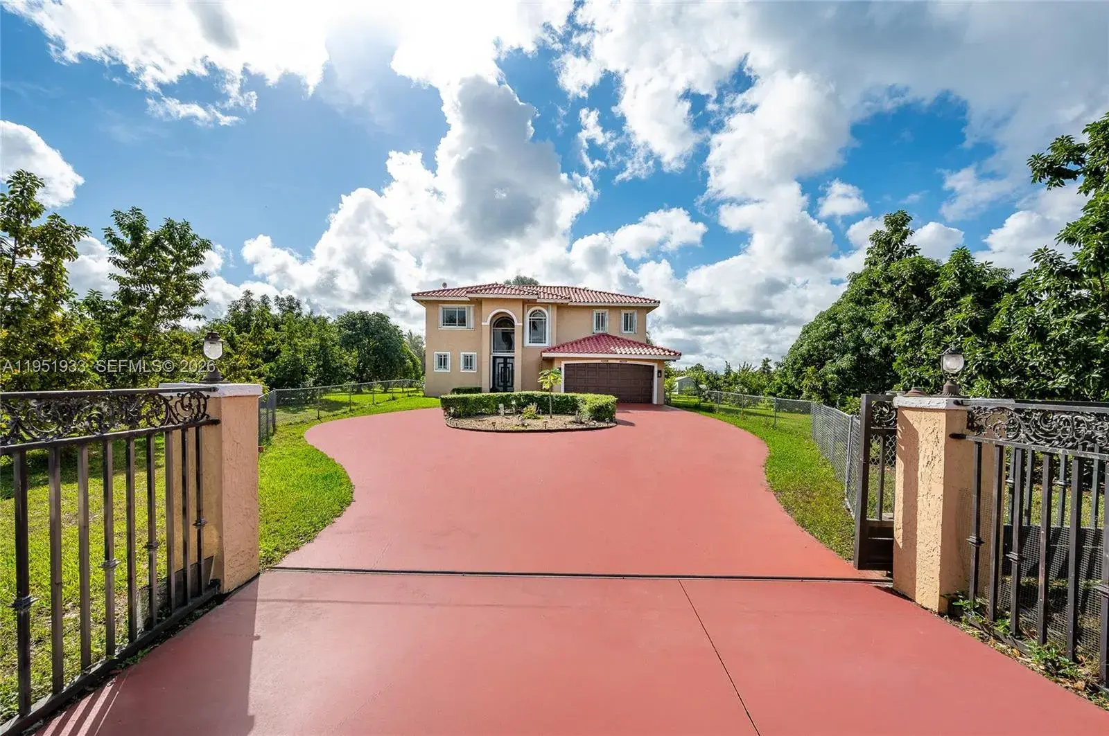 5 bedroom 3 bath Residential for sale at 19520 SW 206th St, Miami FL 33187