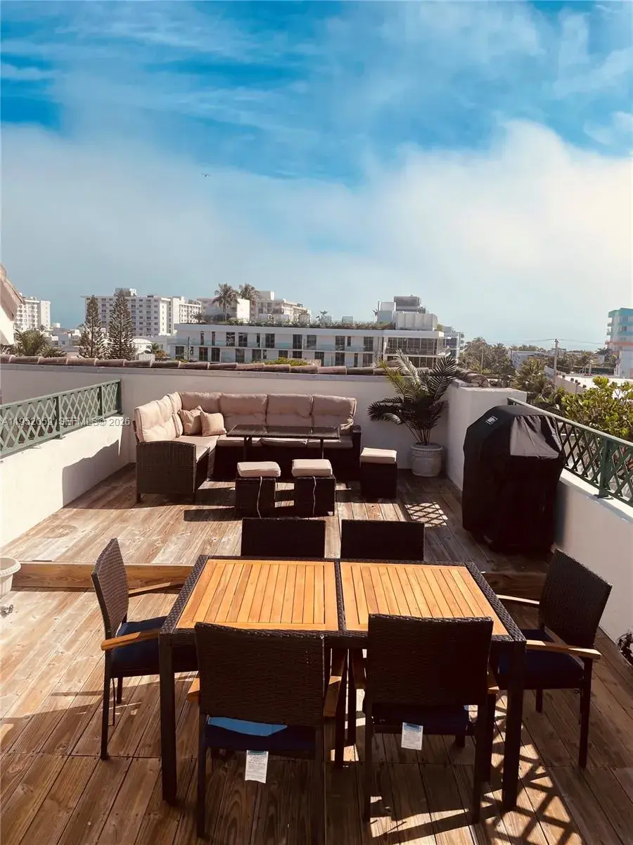 300 Euclid Ave # 209, Miami Beach FL 33139