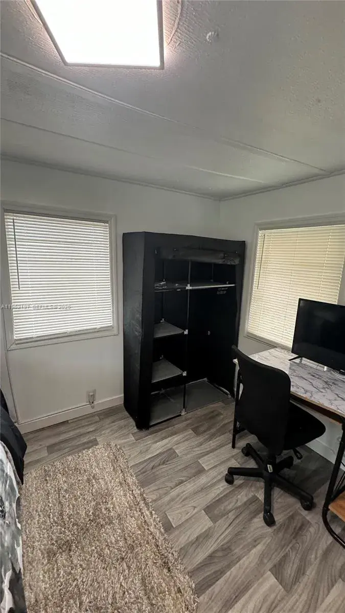 601 NE 4th Ct # 7A, Hallandale Beach FL 33009