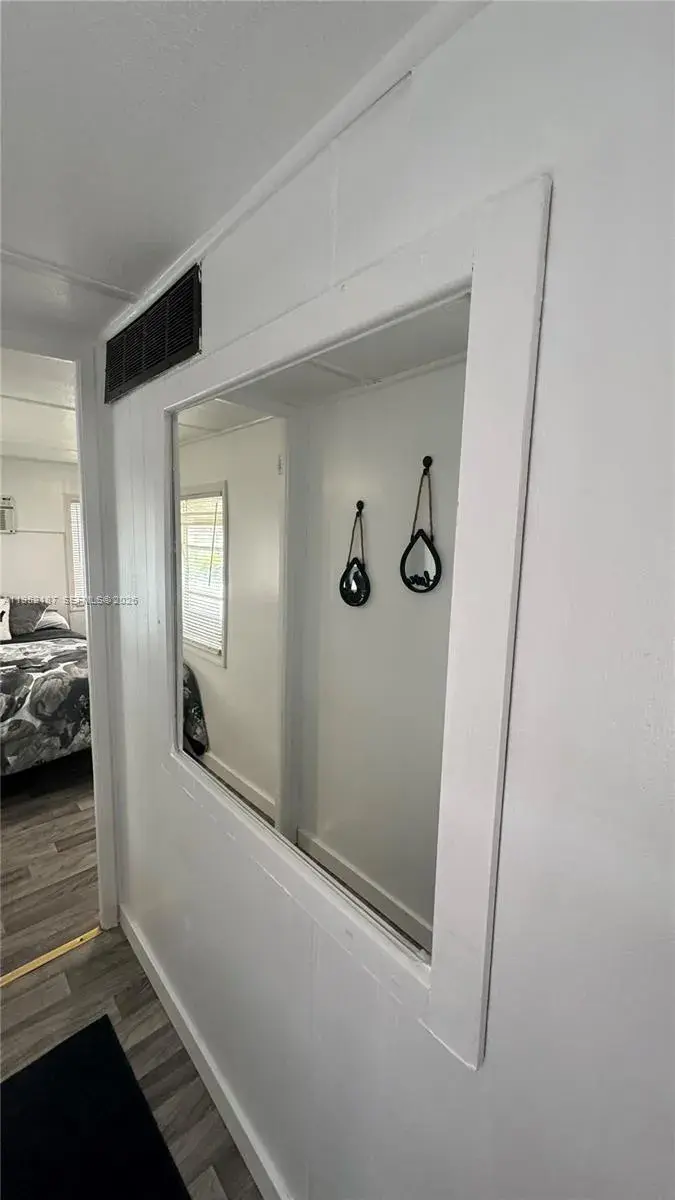 601 NE 4th Ct # 7A, Hallandale Beach FL 33009