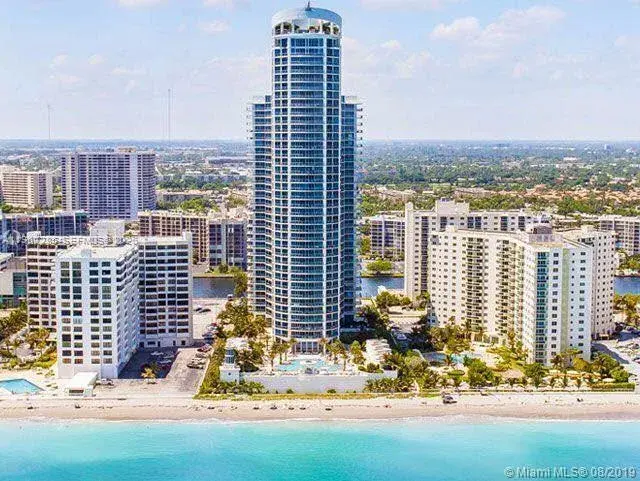 3 bedroom 3 bath Residential Lease for rent at 3101 S Ocean Dr # 606, Hollywood FL 33019