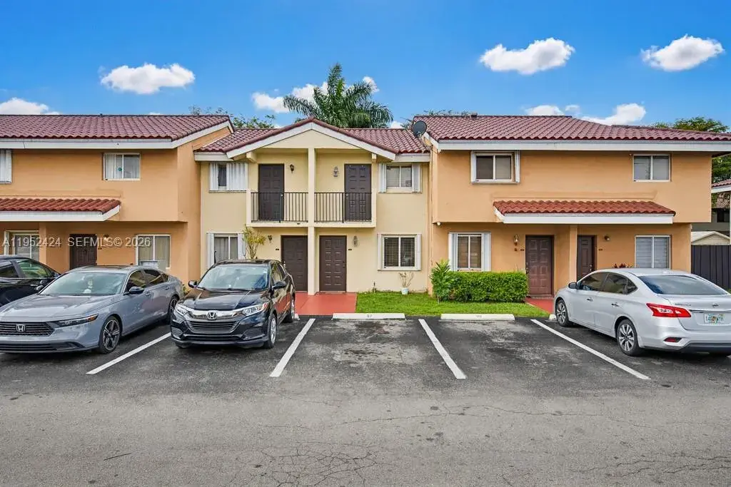 560 NW 82nd Pl # 306, Miami FL 33126