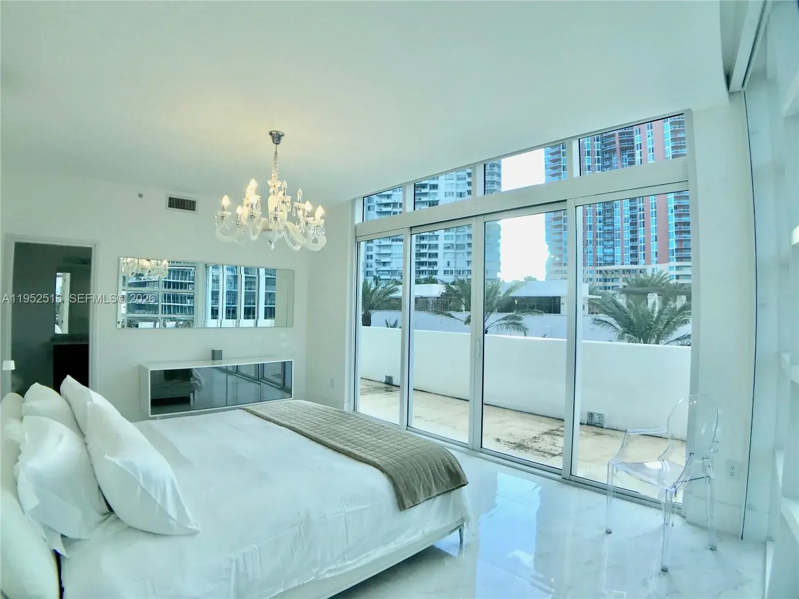 50 S Pointe Dr, Miami Beach FL 33139