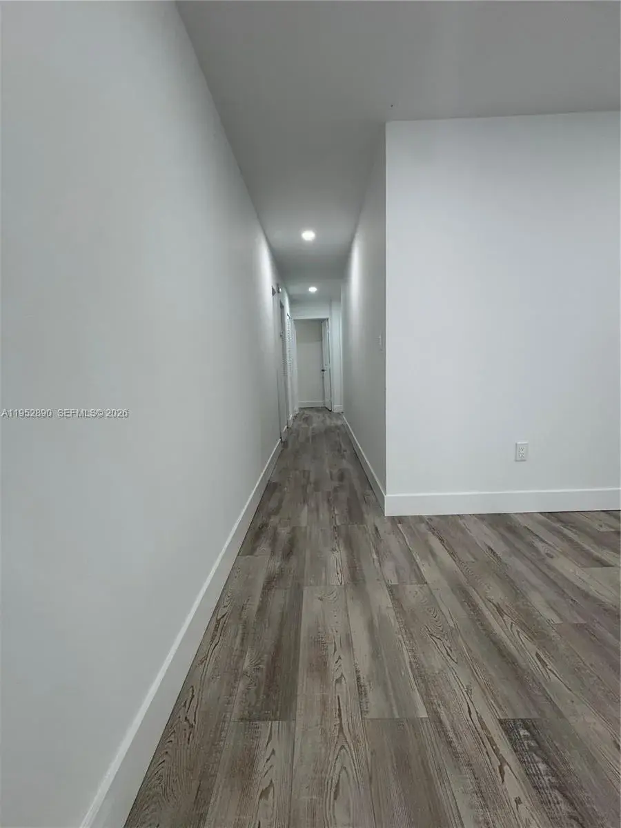 3609 SW 27th St # 3609, Miami FL 33133