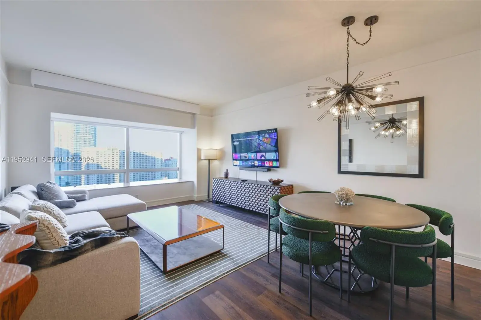 1 bedroom 1 bath Residential for sale at 1435 Brickell Ave # 3510, Miami FL 33131