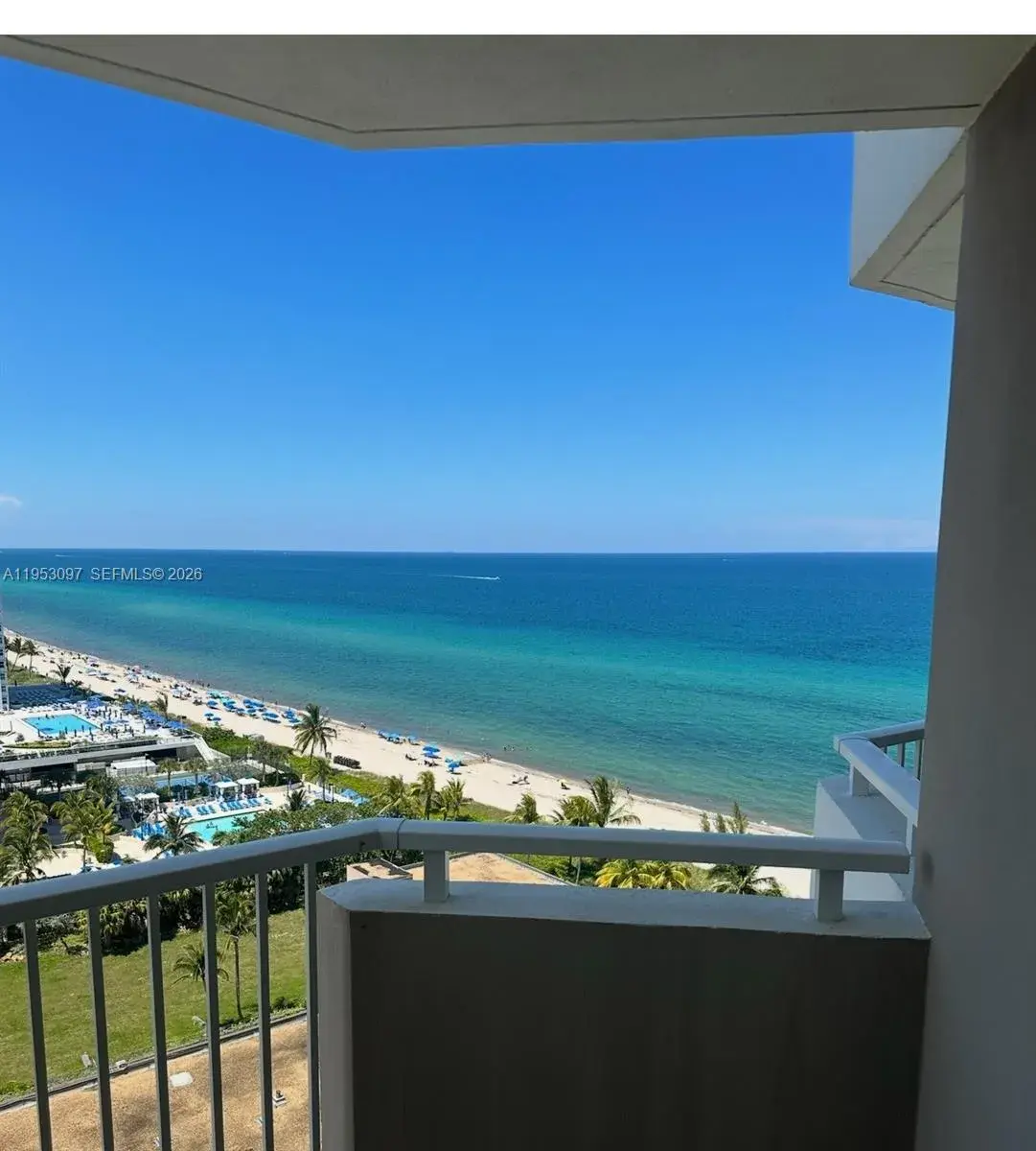 2 bedroom 2 bath Residential Lease for rent at 1950 S Ocean Dr # 14b, Aventura FL 33009
