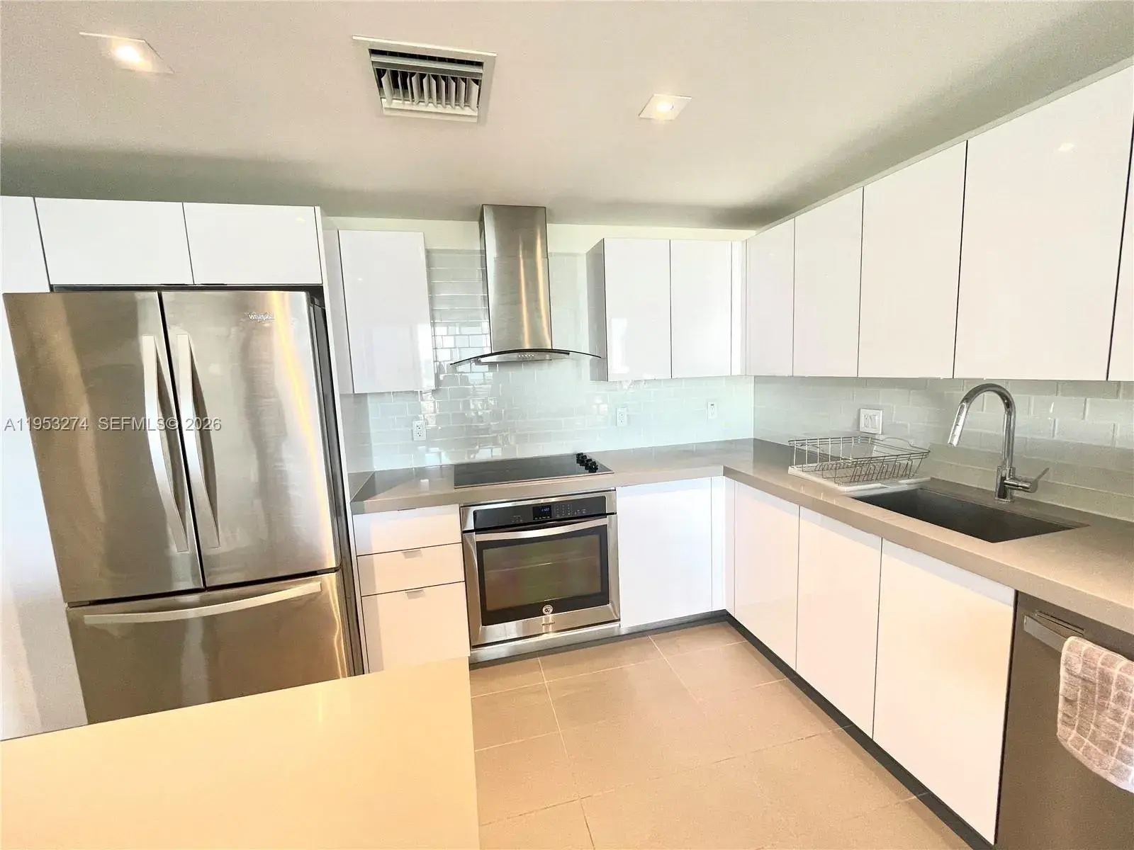1600 NE 1st Ave # 1018, Miami FL 33132