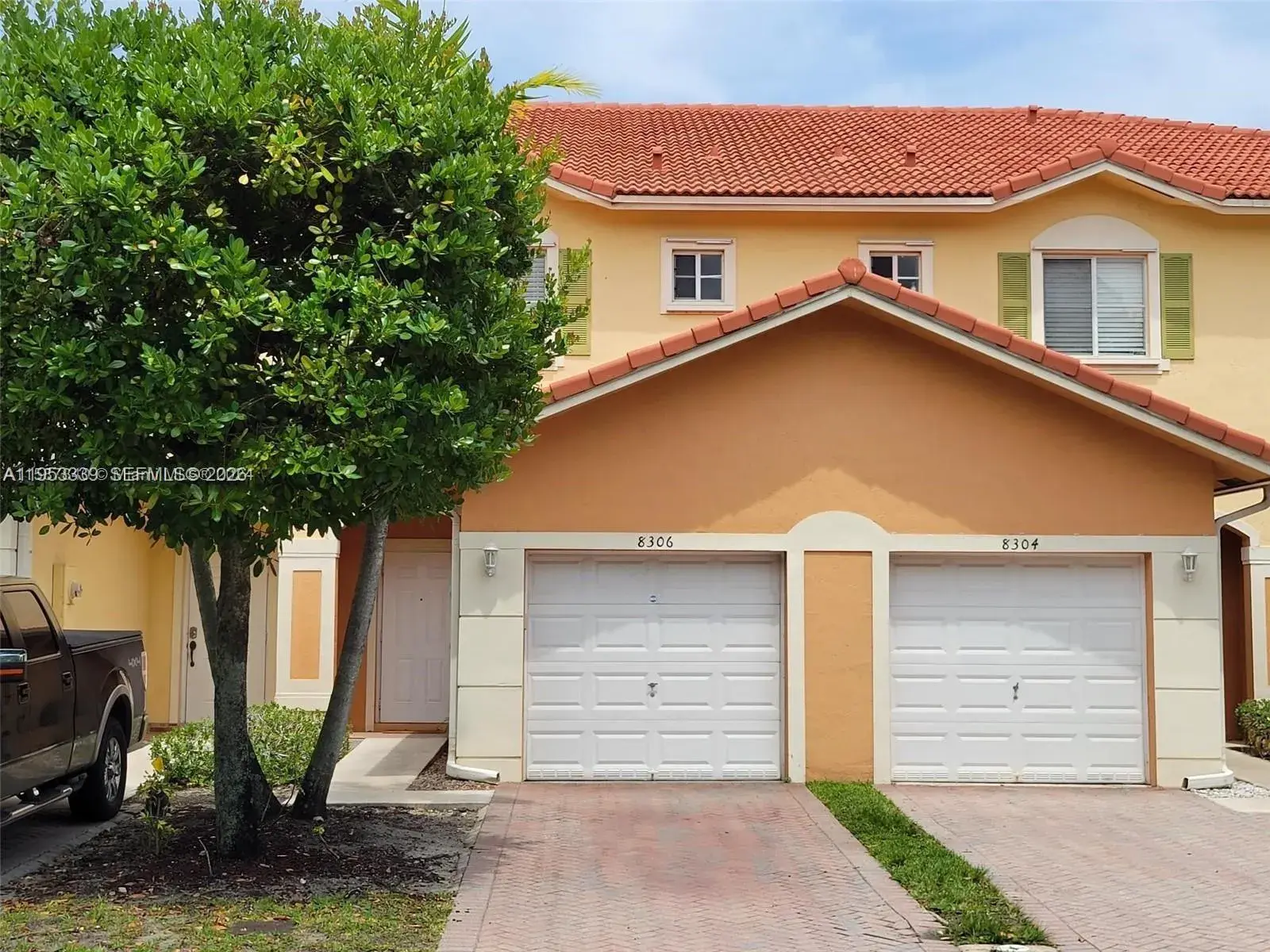 3 bedroom 2 bath Residential for sale at 8306 Santa Monica Ave, Tamarac FL 33321