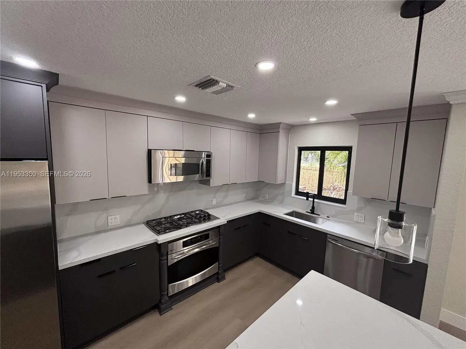 3 bedroom 2 bath Residential for sale at 2660 Starwood Cir, West Palm Beach FL 33406