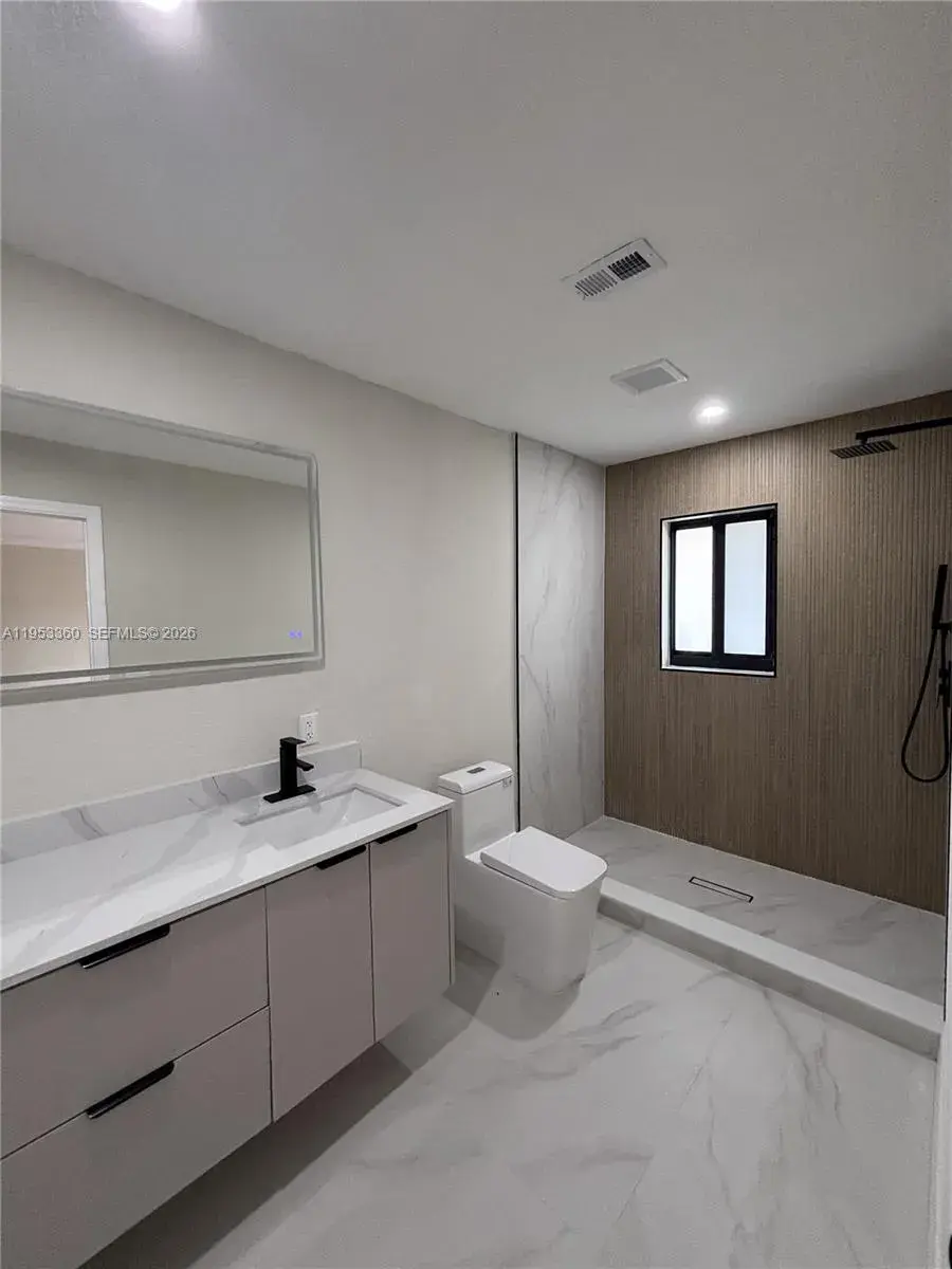 2660 Starwood Cir, West Palm Beach FL 33406
