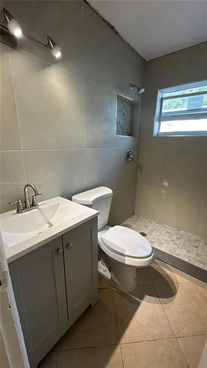 1808 NW 9th St # 2, Fort Lauderdale FL 33311